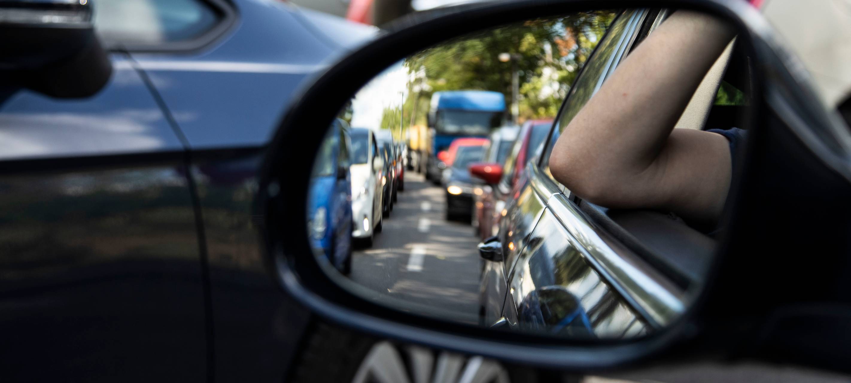 Wasserrohrbruch an der B1 in Dortmund
