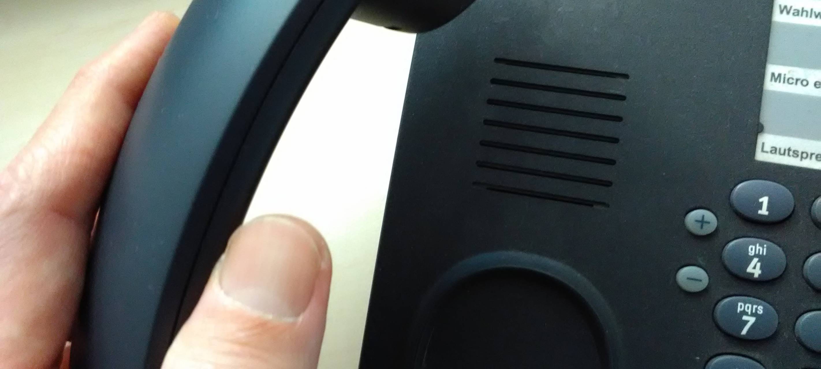 Holzwickede: Betrüger erbeuten Geld von Seniorin