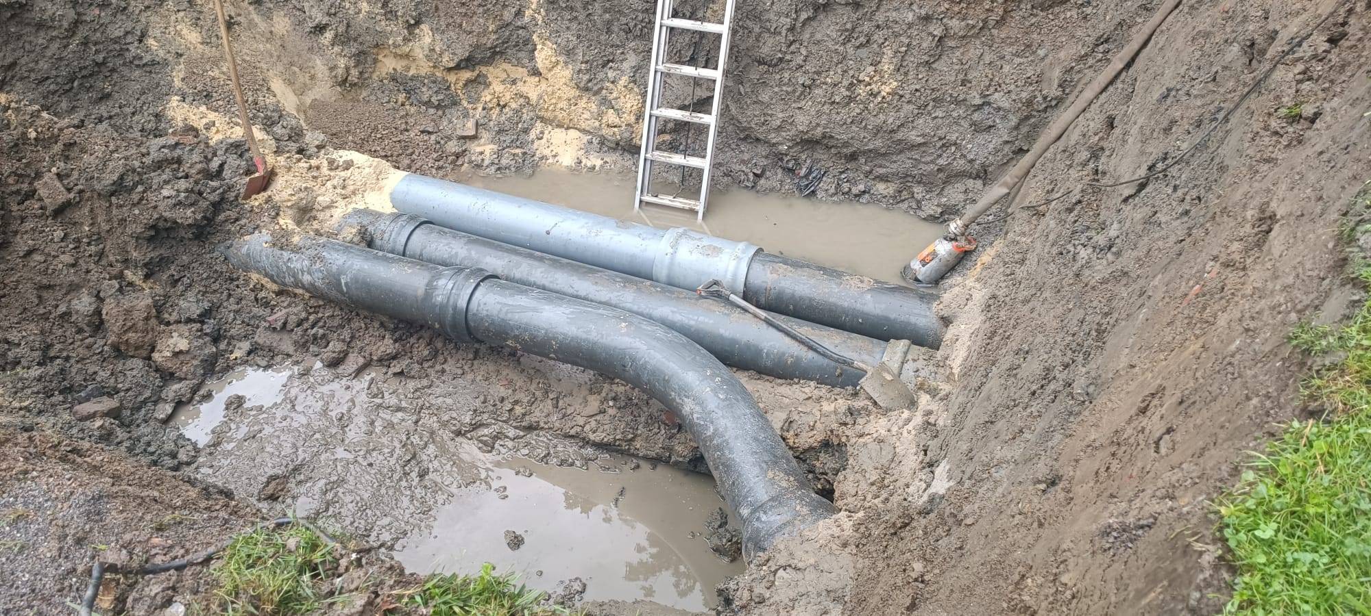 Fröndenberg: Rohrbruch am Freibad ist repariert