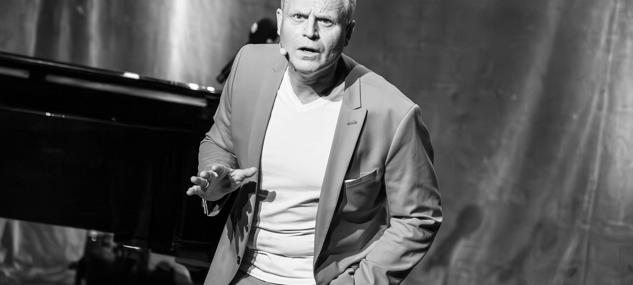 Das Savoy in Düsseldorf - Guido Cantz trat hier mit seinem neuen Tourprogramm "Komische Zeiten" auf