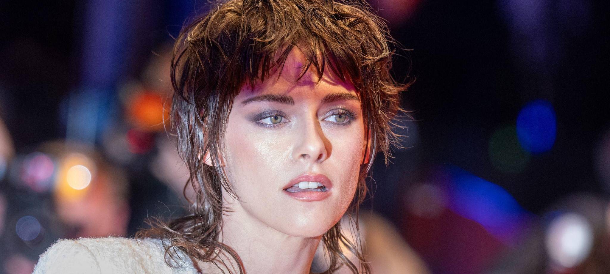 Kristen Stewart während der Berlinale 2024 auf dem roten Teppich