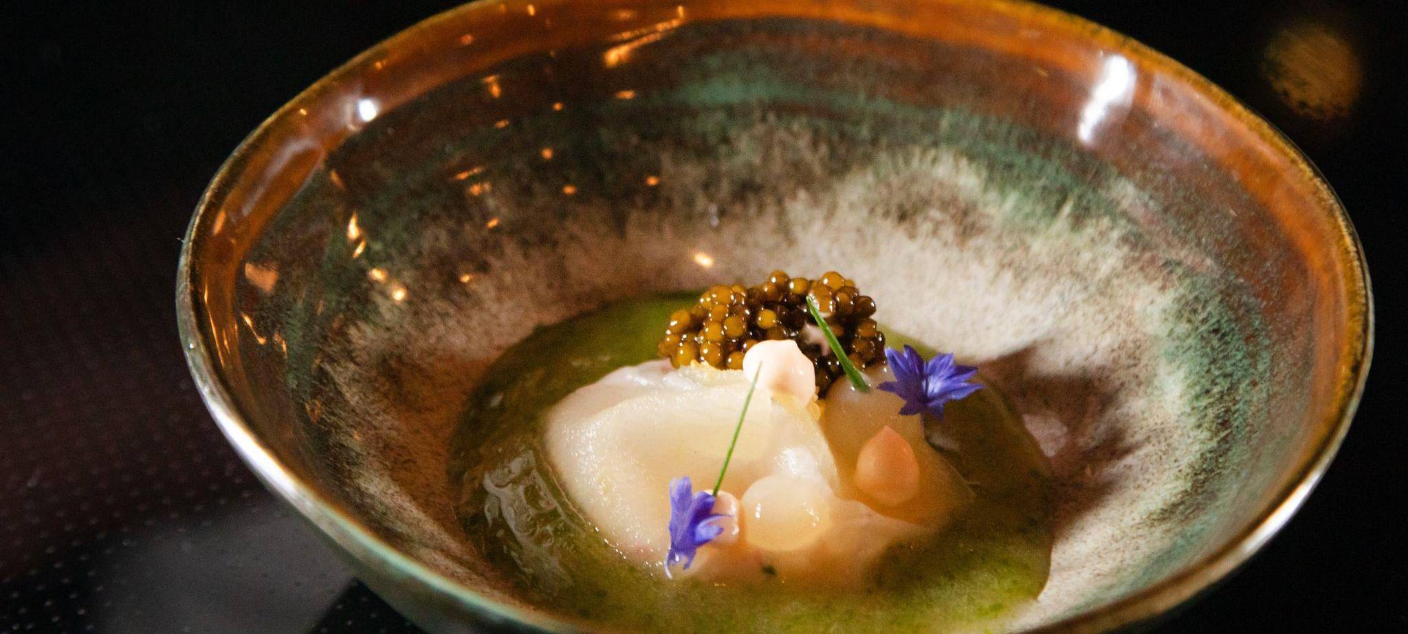 Schneekrabbe mit Staudensellerie- Vinaigrette