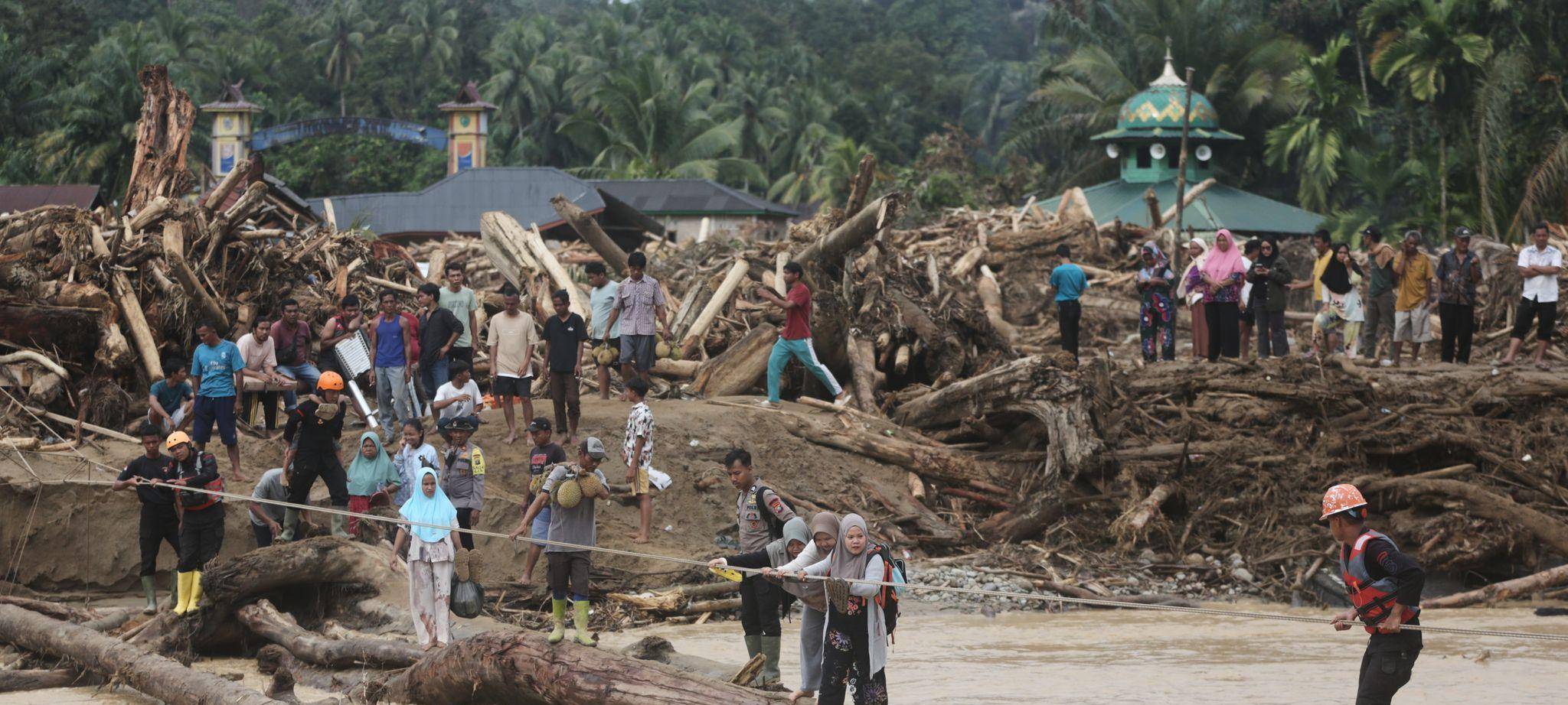 Überschwemmungen in Indonesien