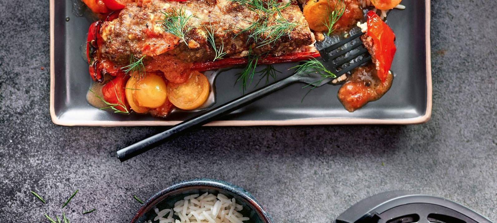 Gefüllte Paprika mit Rahmtomate