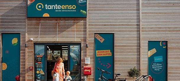 Ein Tante Enso-Laden von außen.