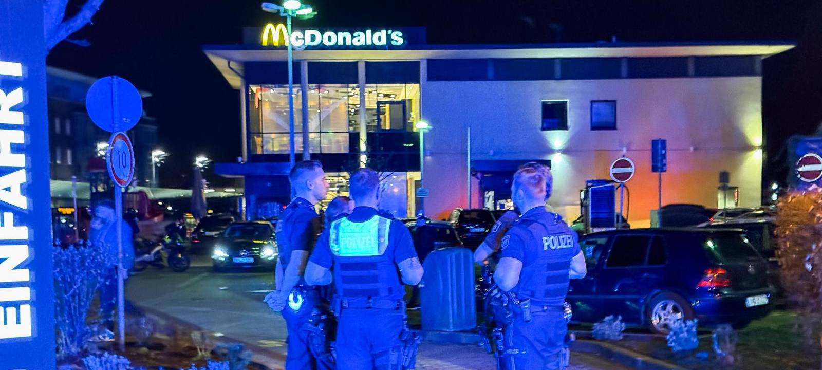 Lünen: Familienprügelei vor McDonald's