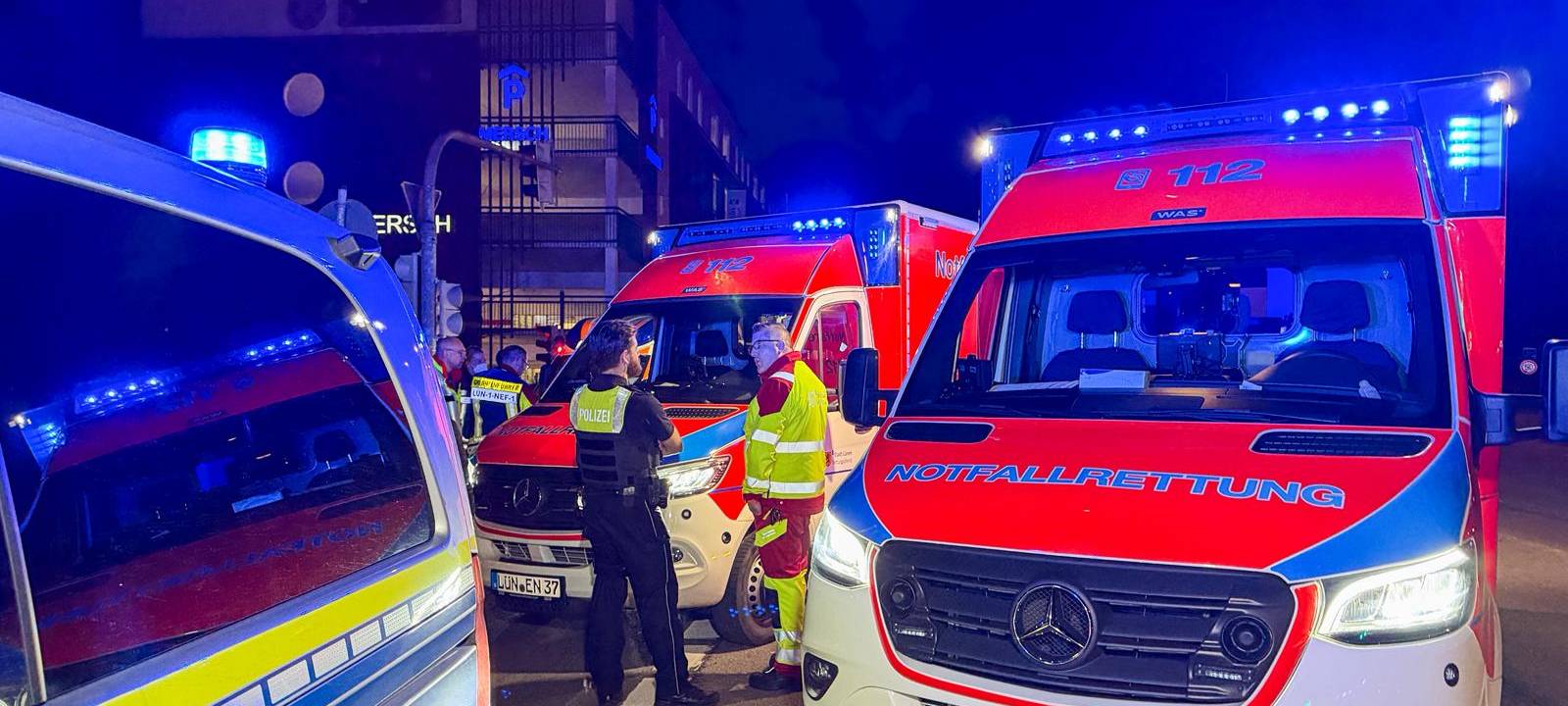 Lünen: Familienprügelei vor McDonald's