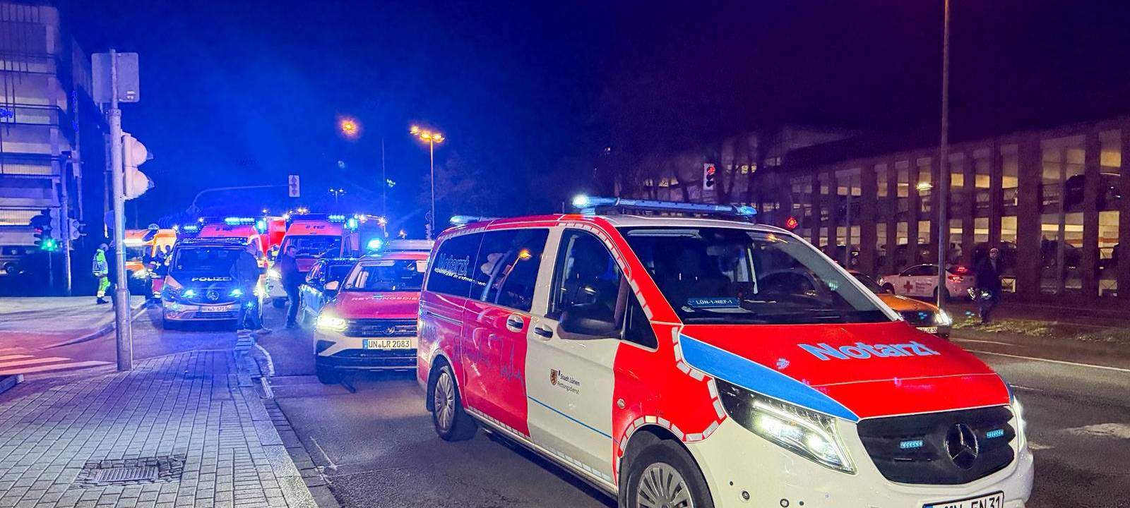 Lünen: Familienprügelei vor McDonald's